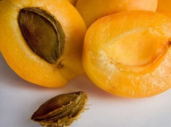 Как правильно хранить абрикосы