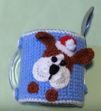 Вязаный крючком. чехол для чашки, с символом 2018 г