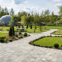 Тротуарная плитка vs. асфальт vs. натуральный камень: что выгоднее